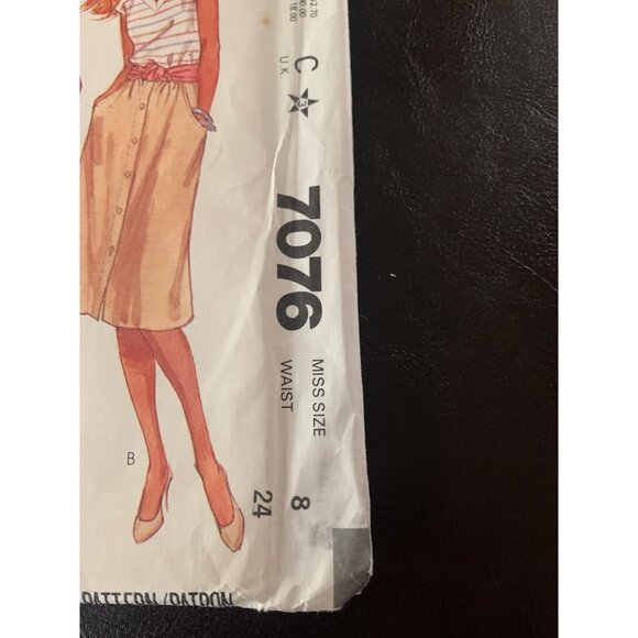 McCall's Misses Skirt Sewing Pattern Sz 8 7076 - Uncut - Picture 2 of 9